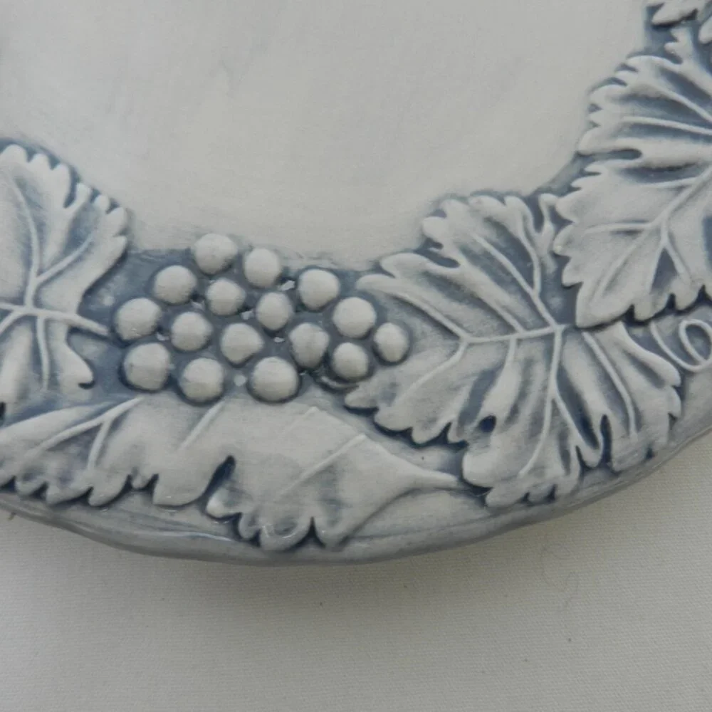 Williams Sonoma Italy blue Grapevine salad snack side plate Micro Dish NWT NEW